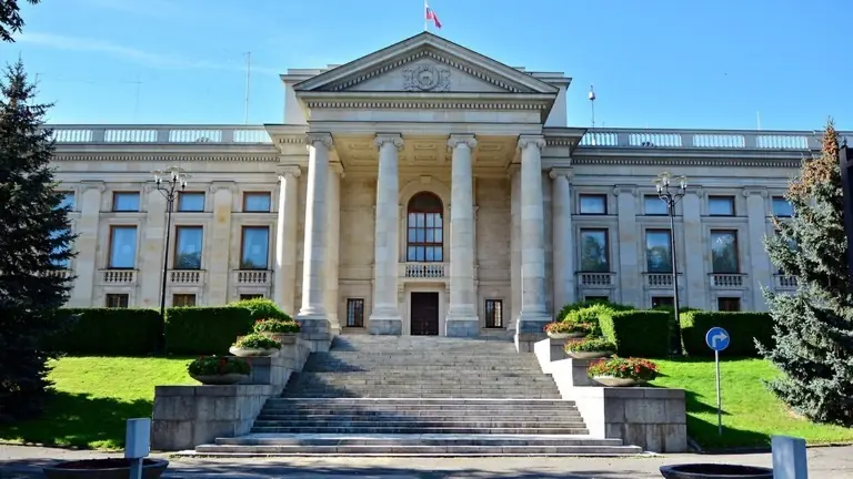 Nghị sĩ Ba Lan kêu gọi di dời Đại sứ quán Nga